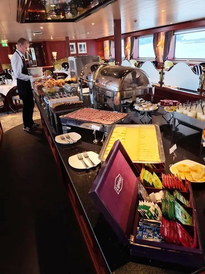 Fairtours Hotelschiff Rembrandt Van Rijn*** Koeln 0*, Cologne Germany
