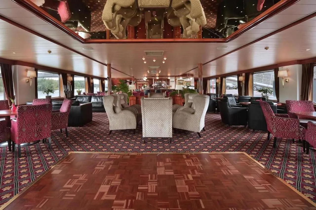 Botel Fairtours Hotelschiff Rembrandt van Rijn*** Köln