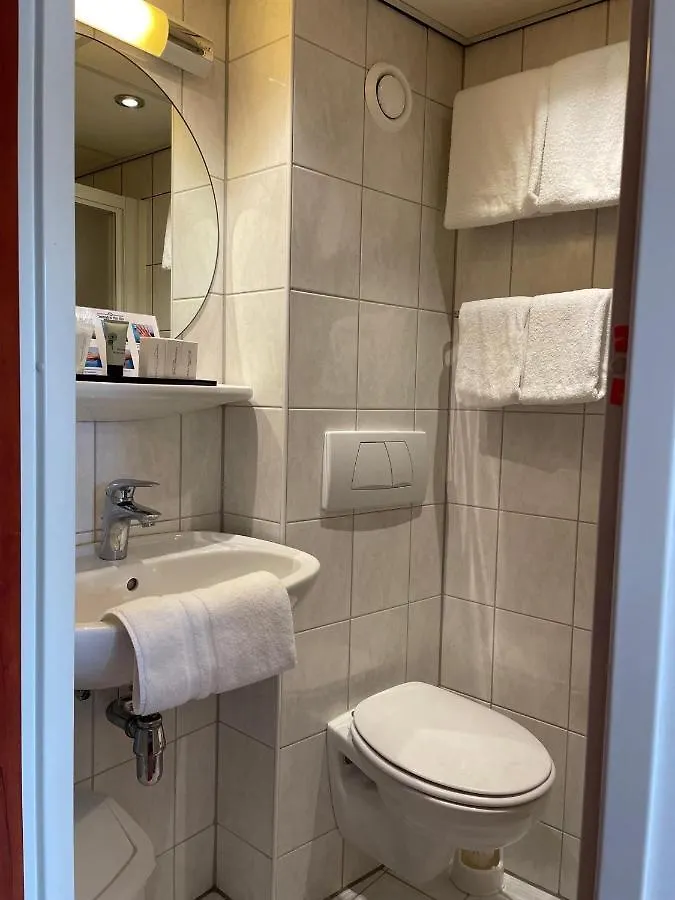 Fairtours Hotelschiff Rembrandt Van Rijn*** Koeln 0*, Köln